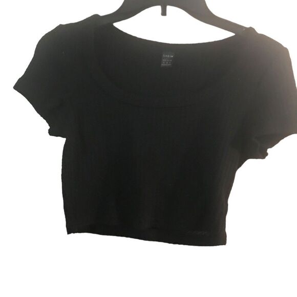 Shein size medium black crop top shorts sleeves - Picture 7 of 8